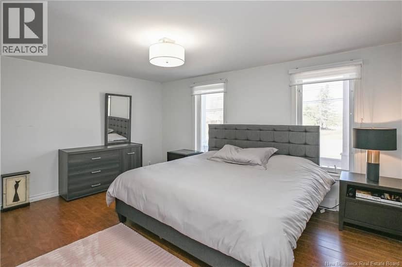 1358 des Fondateurs Street — photo 28 of 40