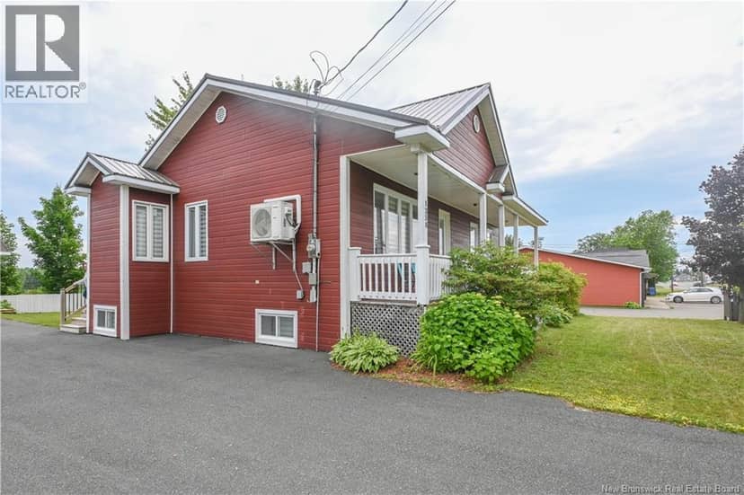 1358 des Fondateurs Street — photo 8 of 40