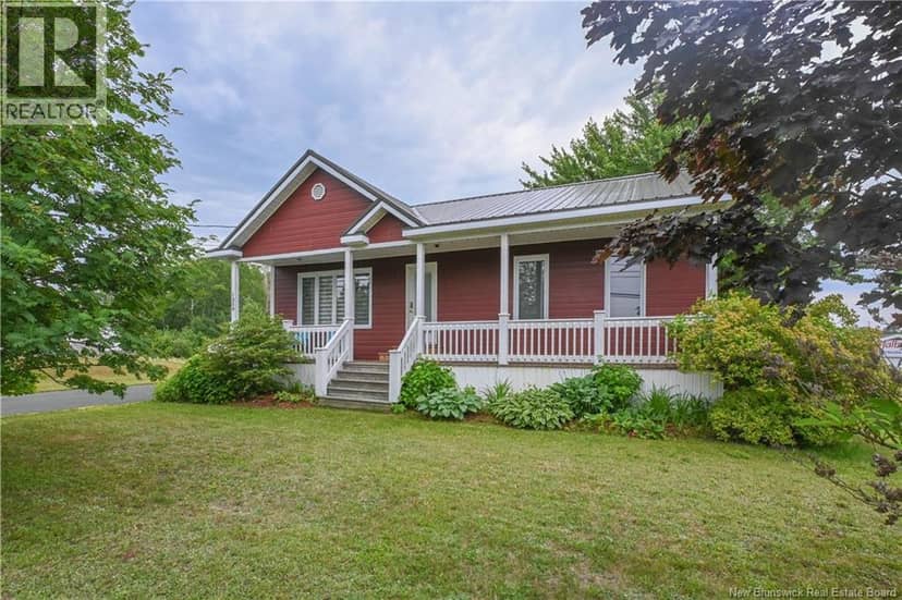 1358 des Fondateurs Street — photo 2 of 40