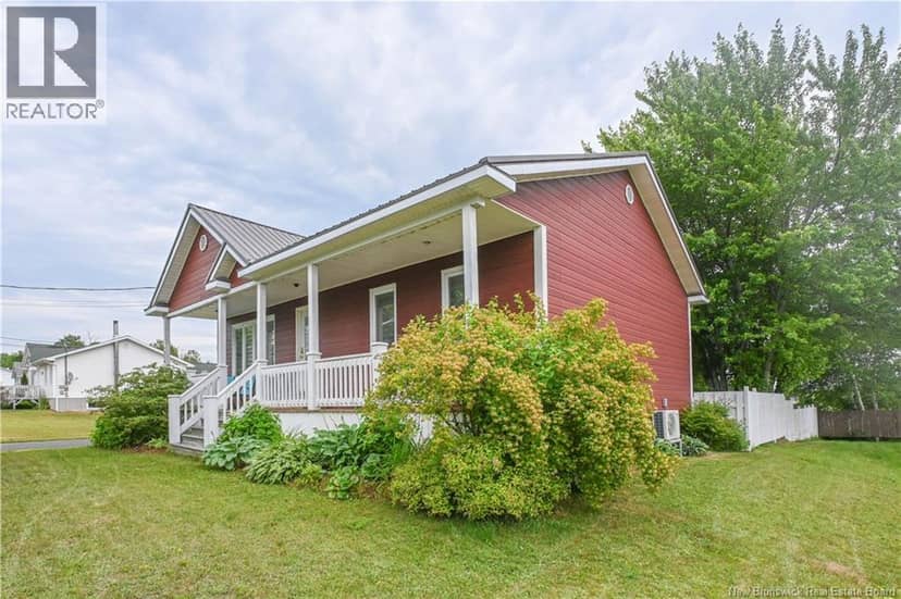 1358 des Fondateurs Street — photo 3 of 40