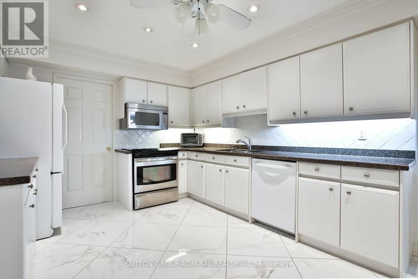 106 - 333 Clark Avenue W — photo 17 of 40