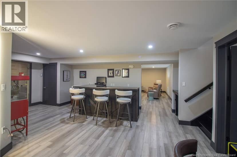 11 Robert Ross Boulevard — photo 29 of 40