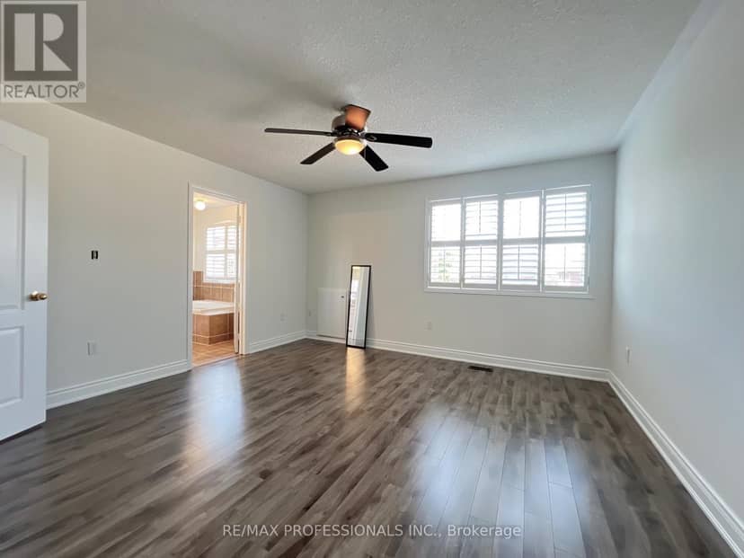 3895 Henrietta Way — photo 29 of 40