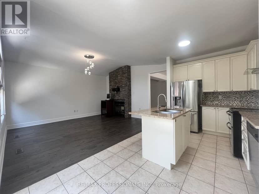 3895 Henrietta Way — photo 9 of 40