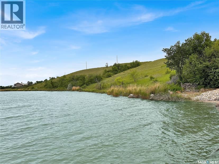927’ waterfront, 45 acres — photo 2 of 7