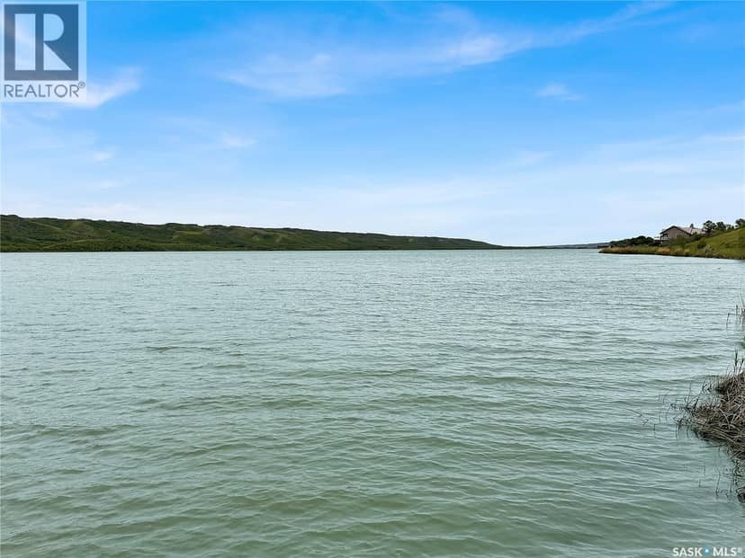 927’ waterfront, 45 acres — photo 3 of 7
