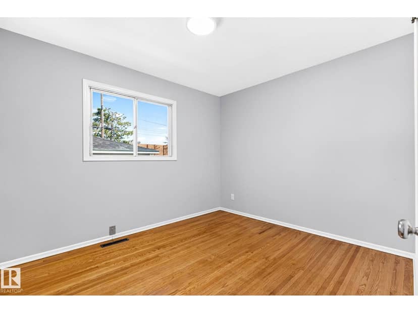 16152 110B AV NW NW — photo 23 of 40