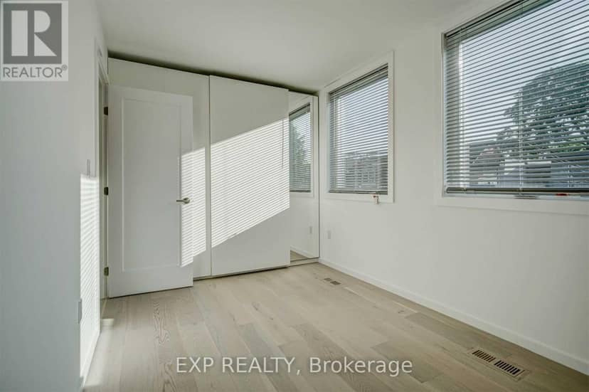 452 Montrose Avenue — photo 33 of 40