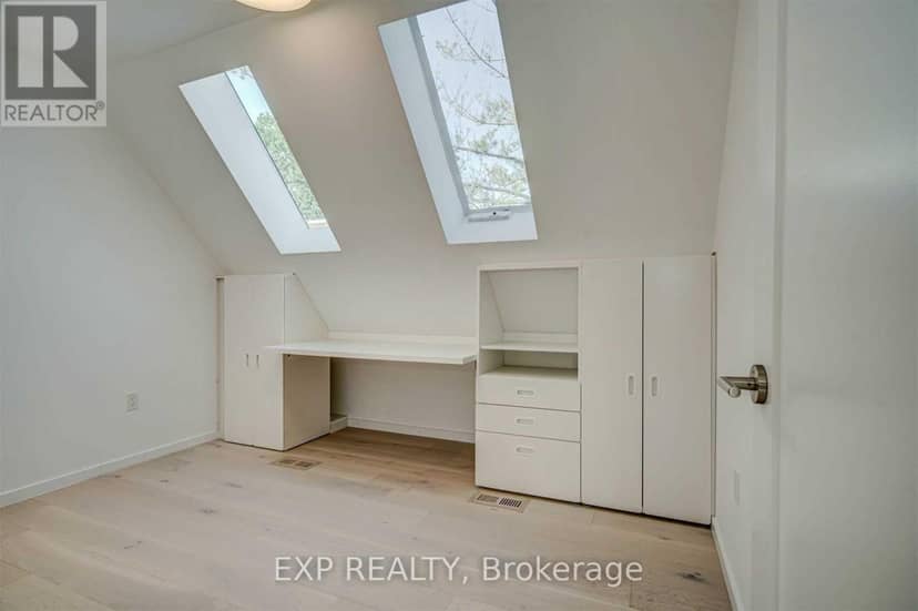 452 Montrose Avenue — photo 37 of 40