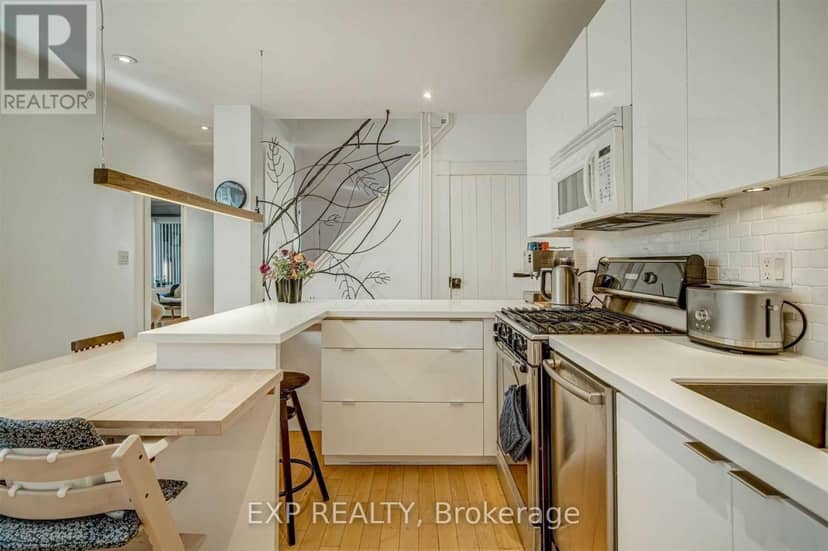 452 Montrose Avenue — photo 9 of 40