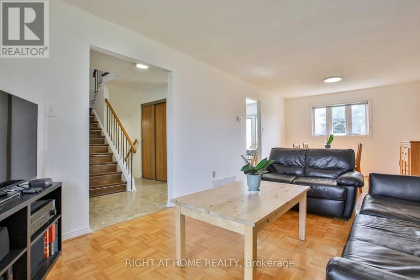 56 Cathy Jean Crescent — photo 6 of 34