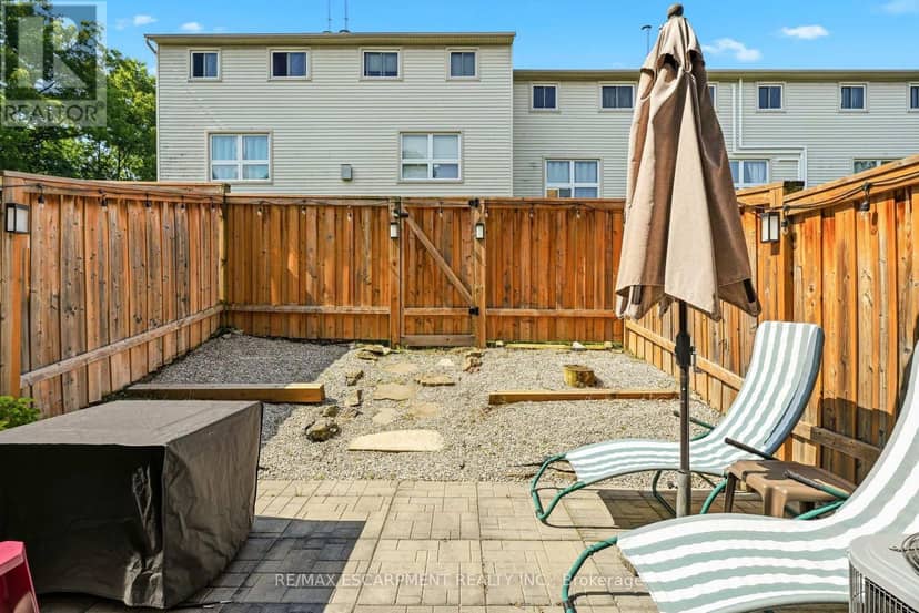 2 - 125 Bonaventure Drive — photo 37 of 40