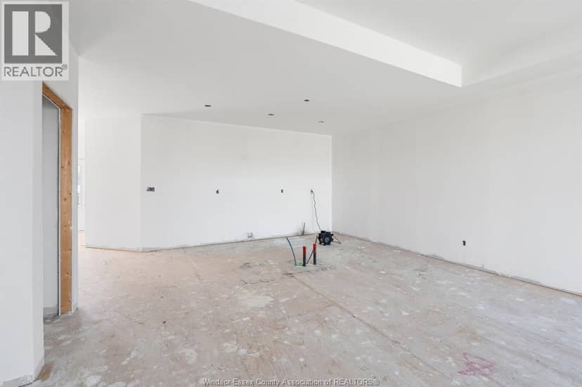 176 McLellan AVENUE — photo 11 of 28