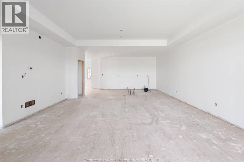 176 McLellan AVENUE — photo 12 of 28