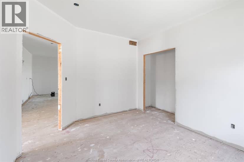 176 McLellan AVENUE — photo 22 of 28