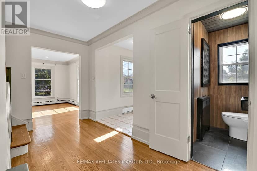 1603 Peter Street — photo 8 of 40