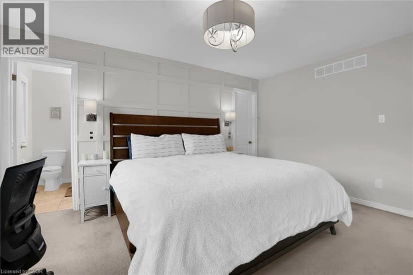 31 TOWNSEND Drive Unit# 66 — photo 10 of 31