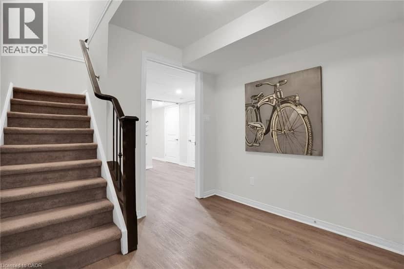31 TOWNSEND Drive Unit# 66 — photo 18 of 31