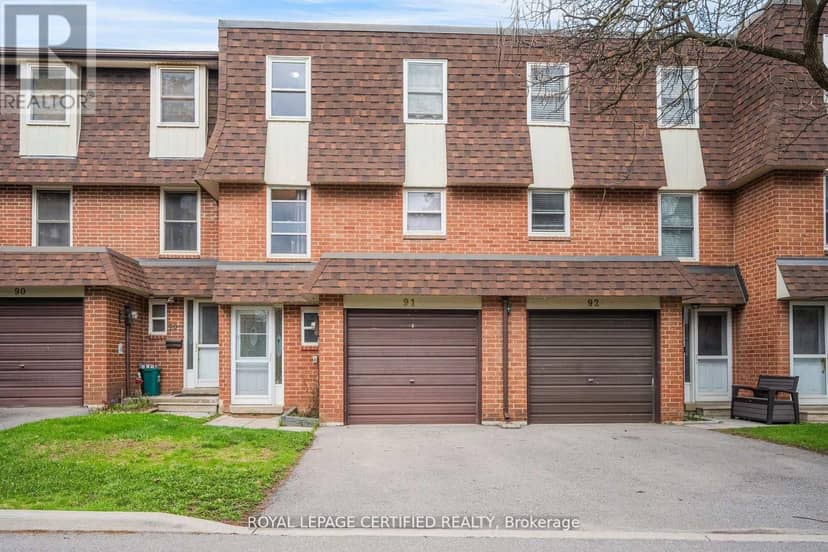 91 - 371 Bronte Street S, Milton