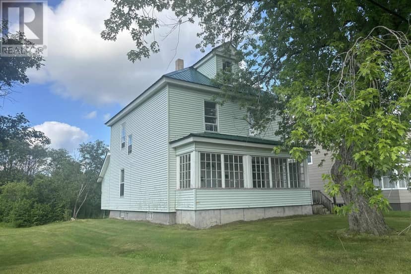 37 Russell Street — photo 1 of 3