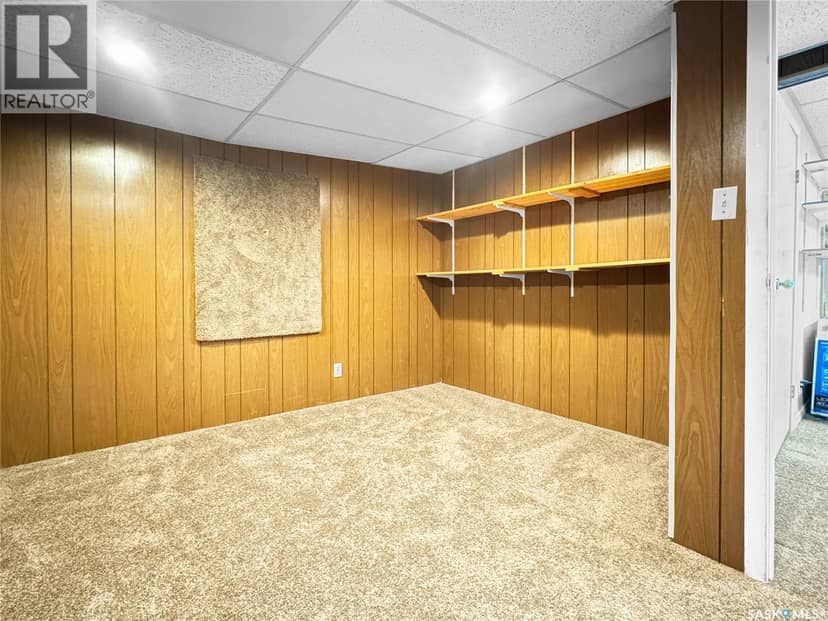 207 3rd AVENUE E — photo 17 of 23