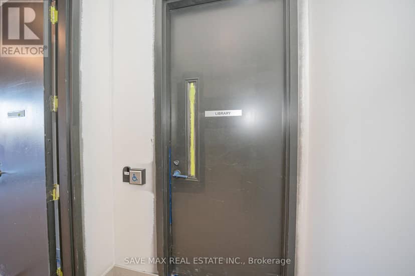 421 - 225 Malta Avenue — photo 26 of 39