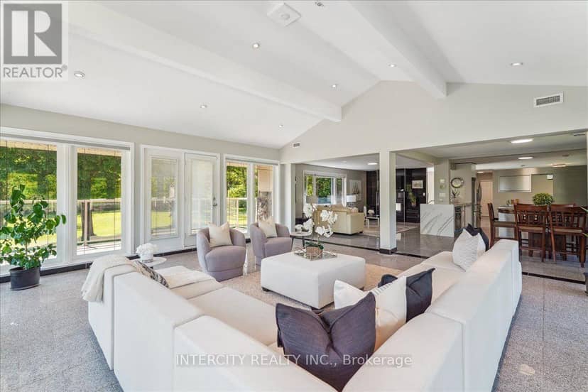3505 Cochrane Street — photo 18 of 38