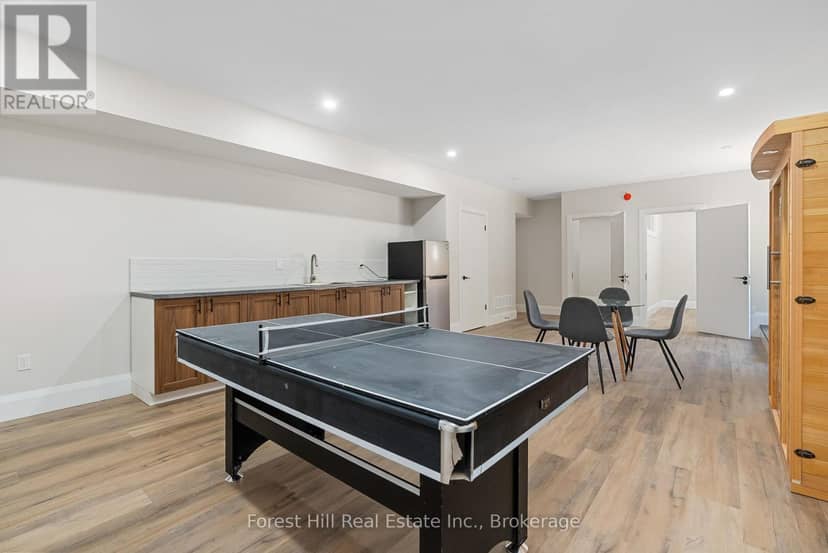 846 Sixth Street — photo 36 of 40