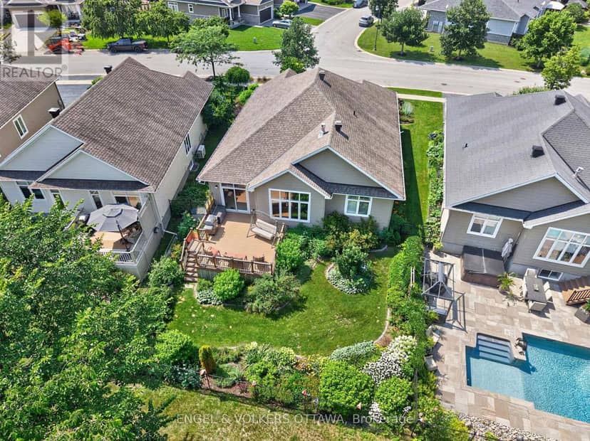 106 Equinelle Drive — photo 36 of 40