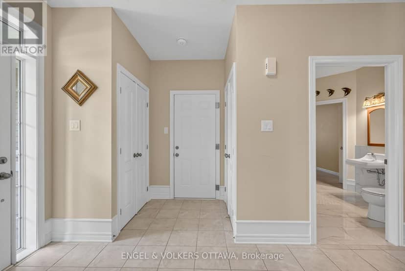 106 Equinelle Drive — photo 4 of 40