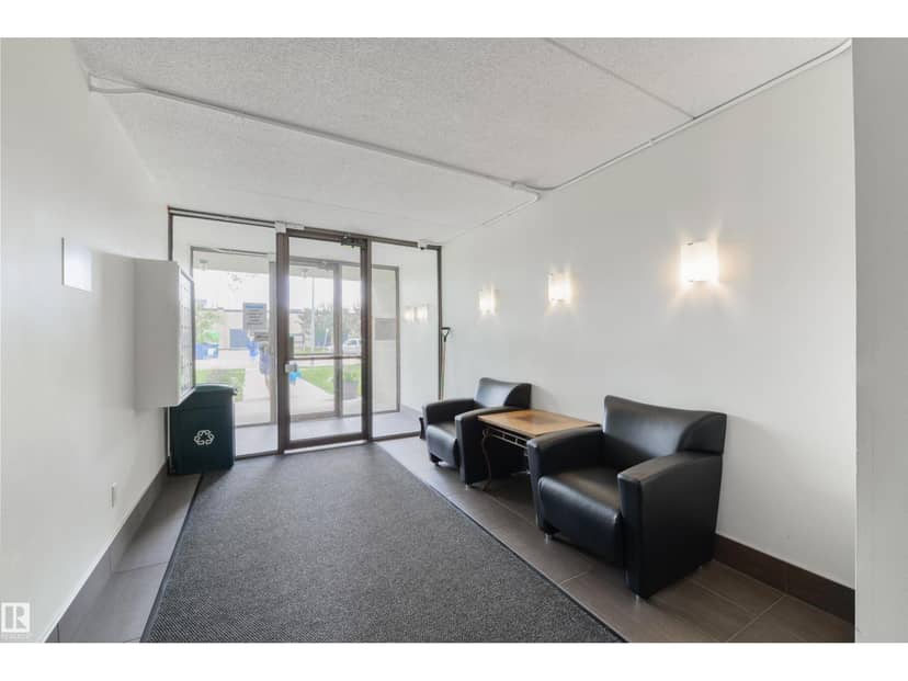 #204 11026 106 ST NW, Edmonton, photo 6