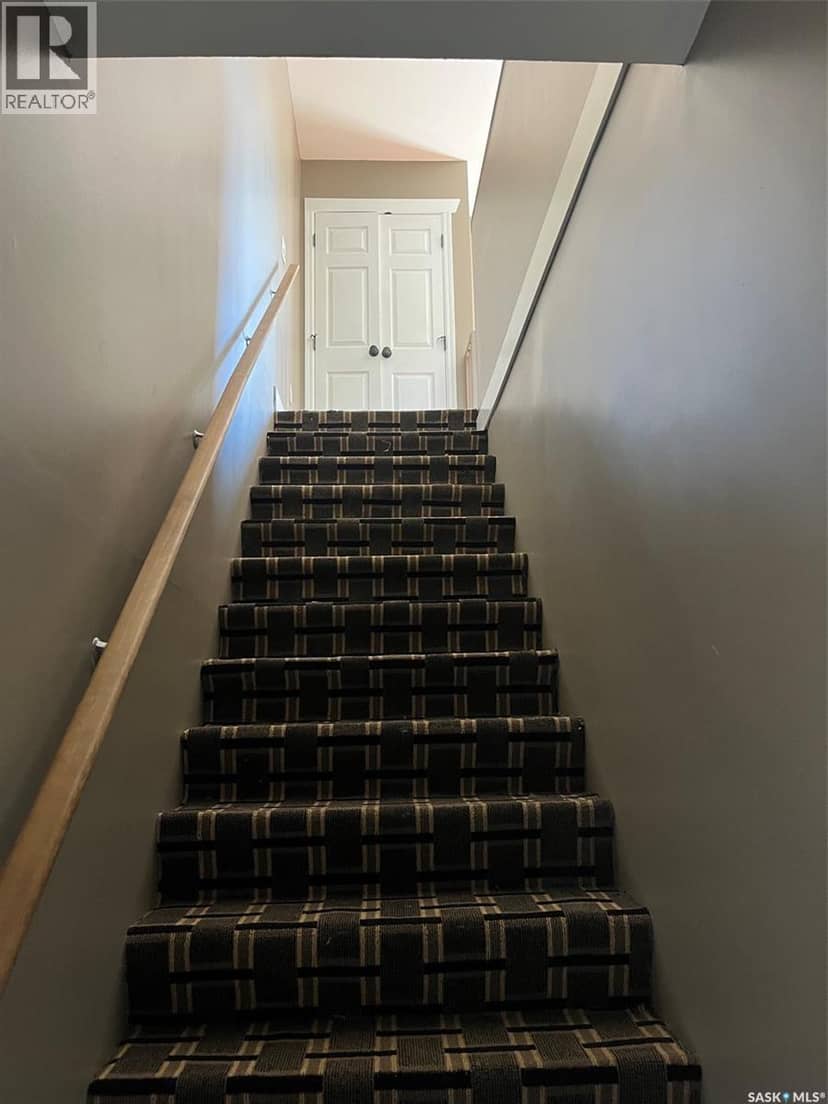 738 Henry STREET, Estevan, photo 5