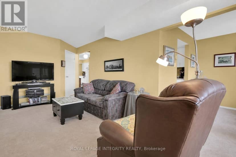 302 - 316 Lorry Greenberg Drive, Ottawa, photo 8