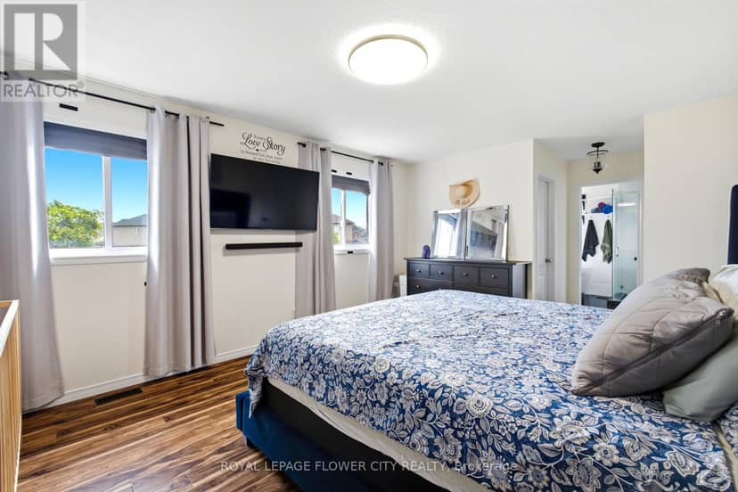10 Owen Street — photo 32 of 40