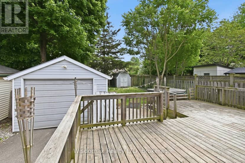 5782 Mouland Street — photo 37 of 40