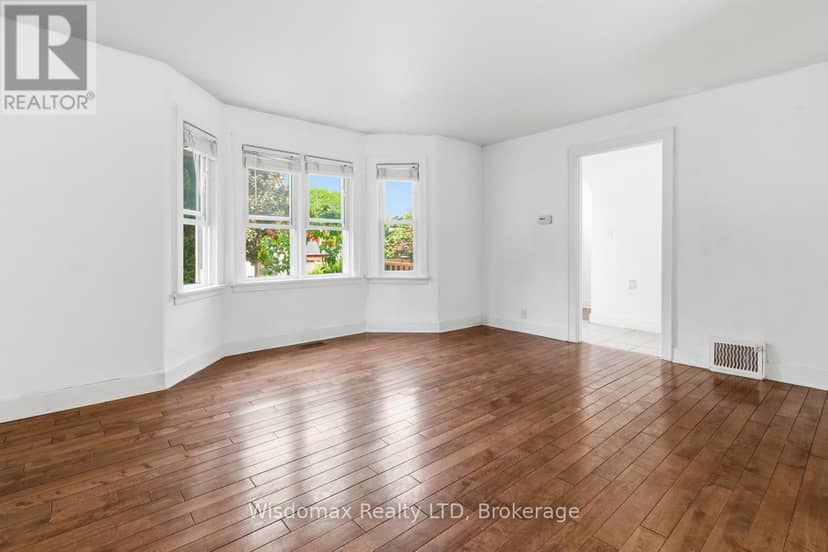 5782 Mouland Street, Niagara Falls, photo 6
