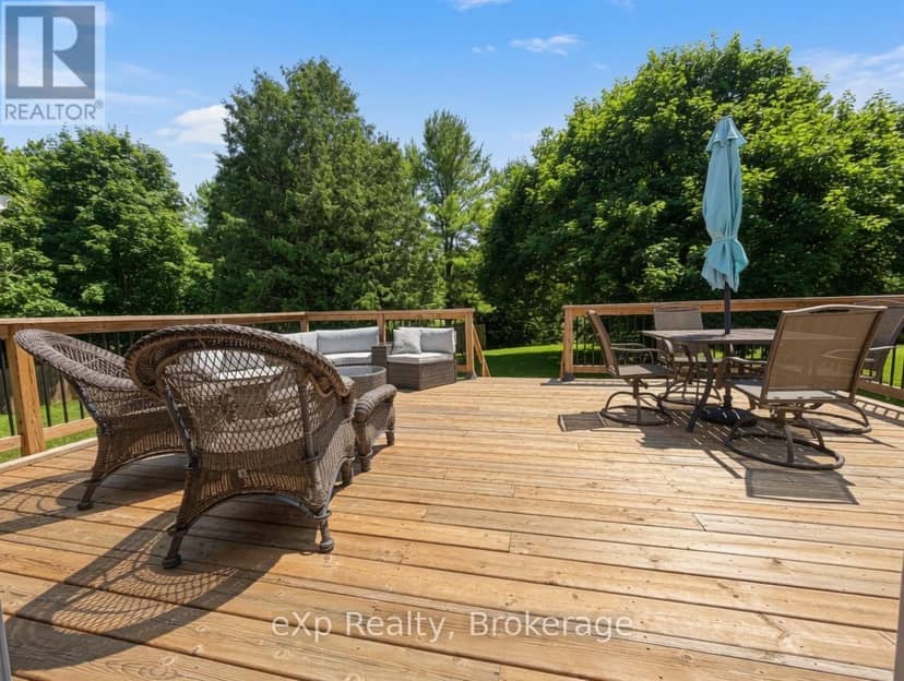 160 Westfall Crescent — photo 12 of 24