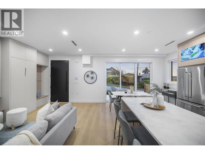 1 3623 TRIUMPH STREET, Vancouver, photo 5