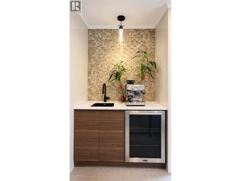 3867 MARINE DRIVE, Burnaby, photo 5