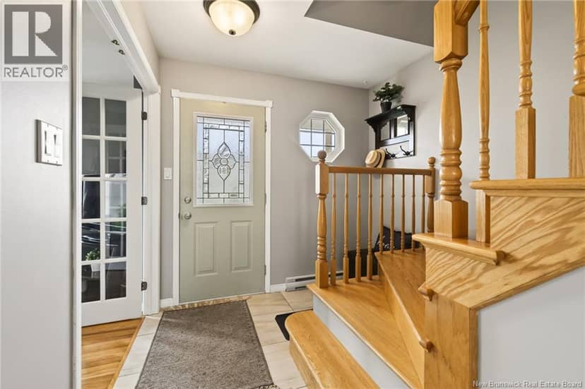 40 Stoneham Drive — photo 5 of 24