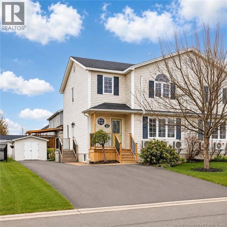 40 Stoneham Drive — photo 1 of 24