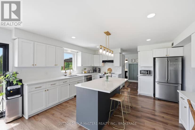 5052 Bradford Road — photo 10 of 40