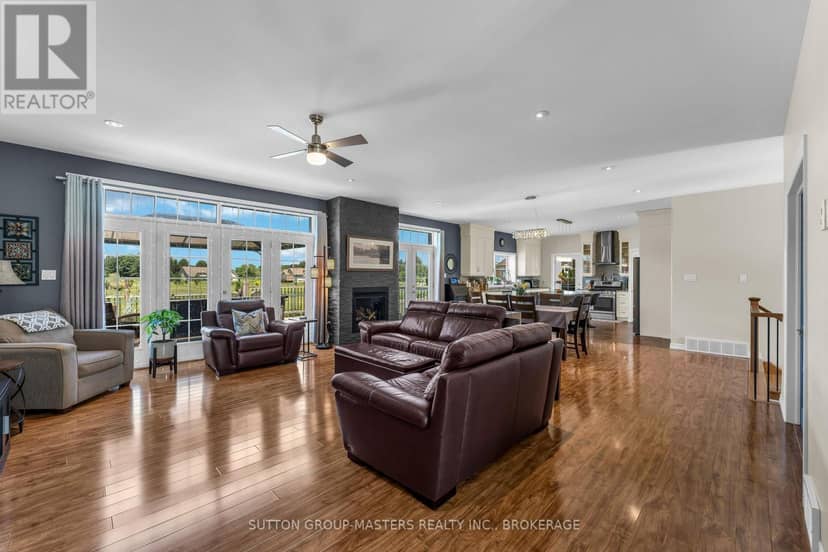 23 Owen Avenue, Gananoque, photo 5