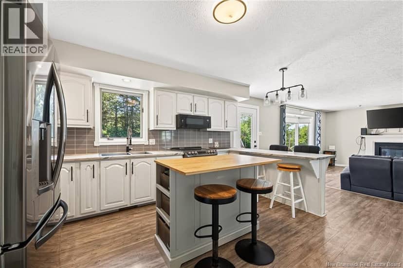 853 Melanson Road — photo 5 of 40