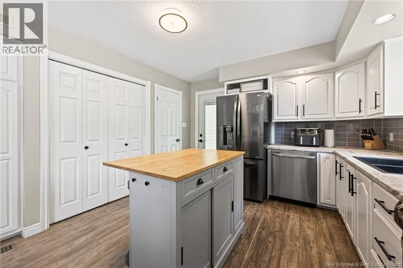 853 Melanson Road — photo 7 of 40