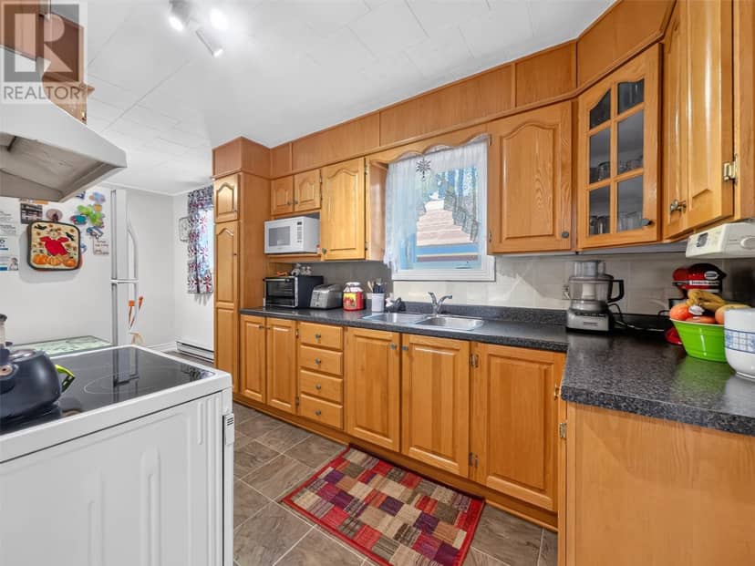 38 Main Street — photo 15 of 36