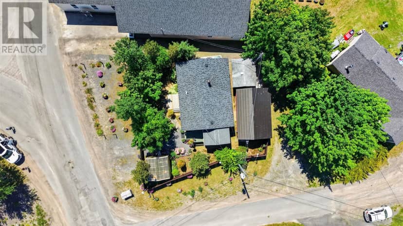 38 Main Street, Hickmans Harbour, photo 7