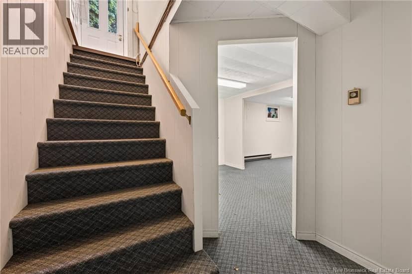 18 Carney — photo 25 of 34
