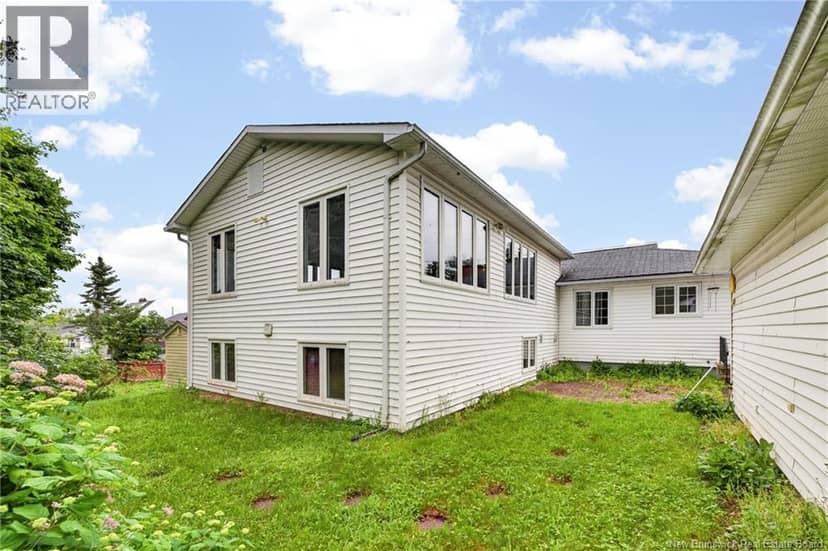 18 Carney — photo 31 of 34