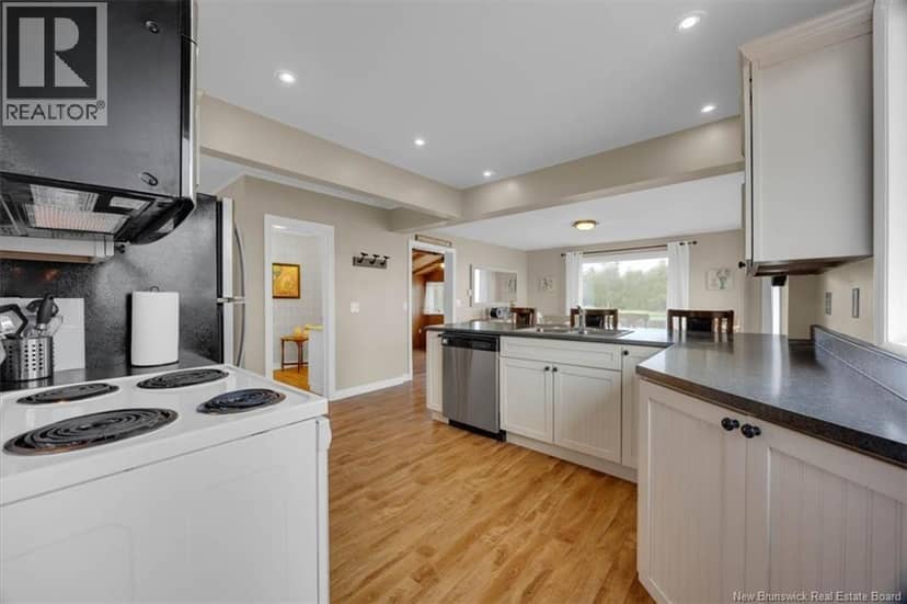 280 Holts Point Road — photo 11 of 40